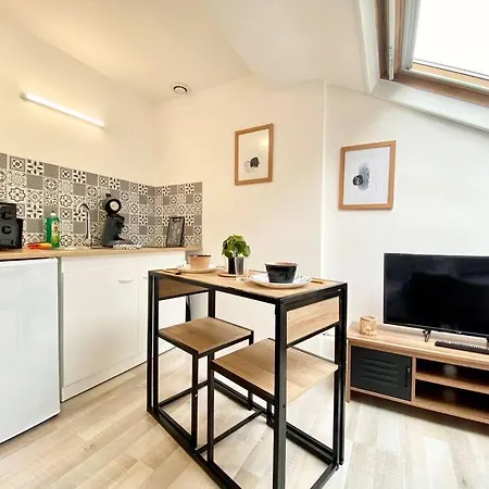 Lenova4 - Centre-Ville - Tv - Wifi Apartment